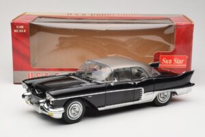 Cadillac Brougham Čierny Sun Star 1:18 4001 Kov – obrázok 8 z 8