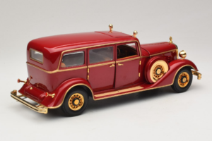 Cadillac Deluxe Tudor Štátna Limuzína Puyi Posledný Cisár Číny Sun Star 1:18 4100 Kov – obrázok 3 z 9