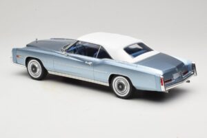 Cadillac Eldorado Kabriolet Modrý MCG 1:18 MCG18472 Kov – obrázok 6 z 7