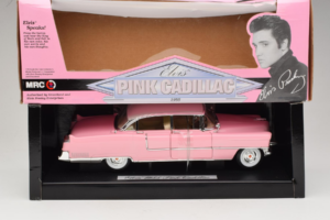 Cadillac Elvis Presley's Ružový MRC 1:18 79201 Kov – obrázok 3 z 3