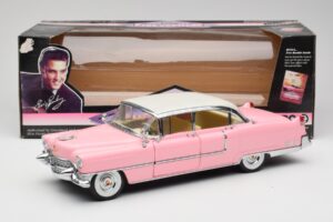 Cadillac Fleetwood Elvis Presley Ružový MRC 1:18 LIC1000 Kov – obrázok 8 z 8