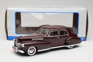 Cadillac Fleetwood 60 Special Sedan Červený MCG 1:18 MCG18071 Kov – obrázok 6 z 6