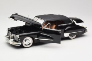 Cadillac Series 62 Čierny Anson 1:18 30345 Kov – obrázok 2 z 8