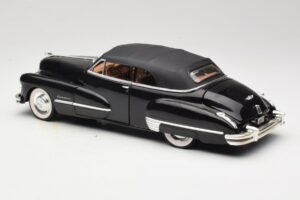 Cadillac Series 62 Čierny Anson 1:18 30345 Kov – obrázok 7 z 8