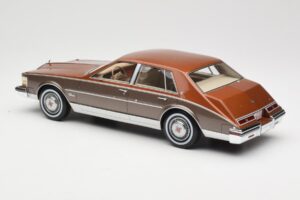 Cadillac Seville Brown Metallic BoS Models 1:18 BOS333 Živica – obrázok 5 z 6