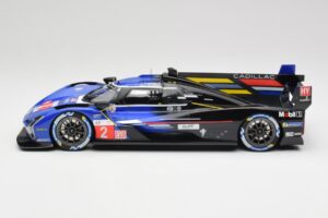 Cadillac V-Series.R LMDh #2 E. Bamber / A. Lynn / R. Westbrook Chip Ganassi Racing 24 Hours of Le Mans 2023 TopSpeed 1:18 TS0 – obrázok 3 z 5