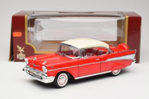 Chevrolet Bel Air Matador Červený & India Slonová Kosť Road Legends 1:18 92109 Kov – obrázok 8 z 8