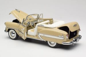 Chevrolet Bel Air Kabriolet Krémový Sun Star 1:18 1623 Kov – obrázok 5 z 8