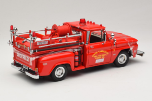 Chevrolet C-20 Fire Truck Sun Star 1:18 1383 Kov – obrázok 2 z 6