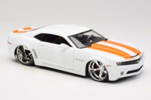 Chevrolet Camaro Concept Tuned Biely Jada 1:18 63014 Kov – obrázok 6 z 8