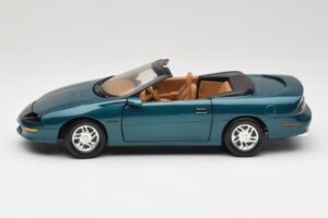 Chevrolet Camaro Z28 Kabriolet Zelený American Muscle 1:18 7231D0 Kov – obrázok 4 z 8