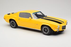 Chevrolet Camaro Z28 RS Daytona Yellow Otto 1:12 G085 Živica – obrázok 4 z 6