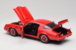 Chevrolet Camaro Z28 Yenko Turbo Z Červený GreenLight 1:18 12999 Kov – obrázok 5 z 8