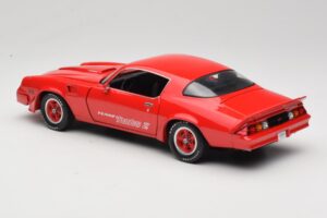 Chevrolet Camaro Z28 Yenko Turbo Z Červený GreenLight 1:18 12999 Kov – obrázok 7 z 8