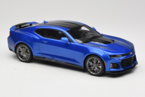 Chevrolet Camaro ZL1 Gen 6 Modrý GT Spirit 1:18 GT177 Živica – obrázok 4 z 6