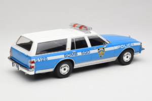 Chevrolet Caprice Estate Wagon NYPD MCG 1:18 MCG18477 Kov – obrázok 2 z 6