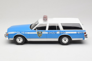Chevrolet Caprice Estate Wagon NYPD MCG 1:18 MCG18477 Kov – obrázok 3 z 6