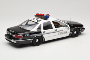 Chevrolet Caprice Glendale Polícia UT Models 1:18 21026 Kov – obrázok 3 z 8