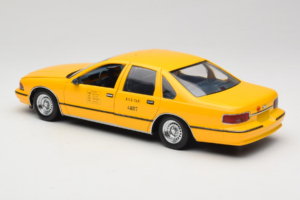 Chevrolet Caprice Taxík NYC UT Models 1:18 180142095-O1 Kov – obrázok 7 z 8