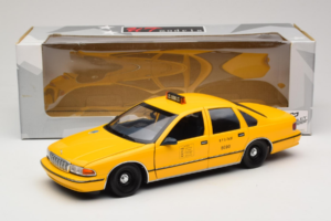 Chevrolet Caprice NYC Taxi UT Models 1:18 180142095 Kov – obrázok 8 z 8