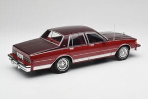 Chevrolet Caprice Červený Metalíza MCG 1:18 MCG18361 Kov – obrázok 2 z 6