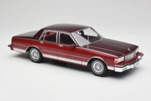 Chevrolet Caprice Červený Metalíza MCG 1:18 MCG18361 Kov – obrázok 4 z 6