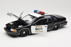 Chevrolet Caprice Kalifornia Polícia UT Models 1:18 180142098 Kov – obrázok 2 z 8