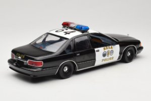 Chevrolet Caprice Kalifornia Polícia UT Models 1:18 180142098 Kov – obrázok 3 z 8