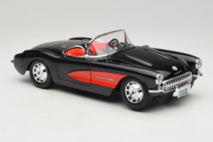 Chevrolet Corvette C1 Čierny & Červený Bburago 1:18 3034-M1 Kov – obrázok 6 z 8