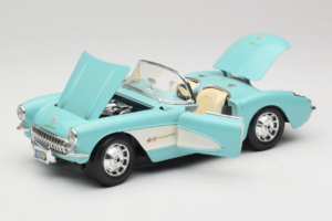 Chevrolet Corvette C1 Modrý & Biely Bburago 1:18 3024-M2 Kov – obrázok 2 z 8