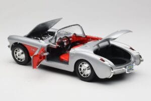 Chevrolet Corvette C1 Strieborný Bburago 1:18 3034 Kov – obrázok 5 z 8