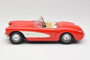 Chevrolet Corvette C1 Roadster Červený Bburago 1:18 3024 Kov – obrázok 4 z 8