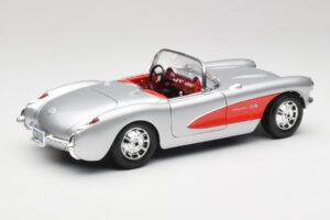 Chevrolet Corvette C1 Strieborný & Červený Bburago 1:18 3024-M1 Kov – obrázok 3 z 8