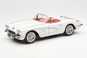 Chevrolet Corvette C1 Spider Hard Top Snowcrest Biely AUTOart 1:18 71147 Kov