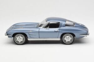 Chevrolet Corvette C2 Modrosivý Metalický AUTOart 1:18 71182 Kov – obrázok 4 z 8
