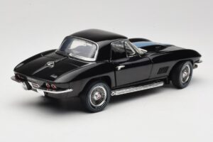 Chevrolet Corvette C2 Čierny American Muscle 1:18 AMM1099/06 Kov – obrázok 3 z 8