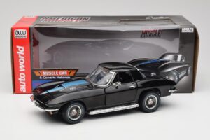 Chevrolet Corvette C2 Čierny American Muscle 1:18 AMM1099/06 Kov – obrázok 8 z 8