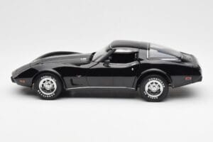 Chevrolet Corvette C3 Čierny UT Models 1:18 21071 Kov – obrázok 4 z 8