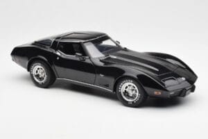 Chevrolet Corvette C3 Čierny UT Models 1:18 21071 Kov – obrázok 6 z 8