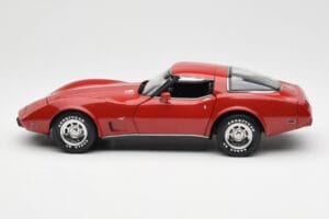 Chevrolet Corvette C3 Červený UT Models 1:18 21073 Kov – obrázok 4 z 8