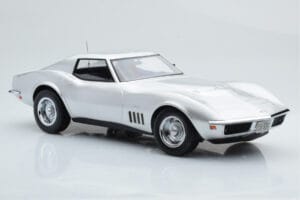 Chevrolet Corvette C3 Strieborný Norev 1:18 189032 Kov – obrázok 4 z 6