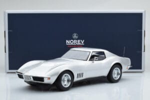 Chevrolet Corvette C3 Strieborný Norev 1:18 189032 Kov – obrázok 6 z 6