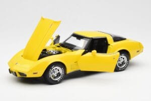 Chevrolet Corvette C3 Žltý UT Models 1:18 21074 Kov – obrázok 2 z 8