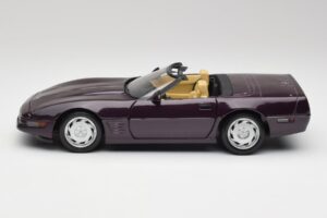 Chevrolet Corvette C4 LT4 Kabriolet Fialový Metalíza Maisto 1:18 50277 Kov – obrázok 4 z 8
