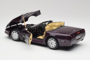 Chevrolet Corvette C4 LT4 Kabriolet Fialový Metalíza Maisto 1:18 50277 Kov – obrázok 5 z 8