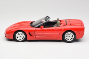 Chevrolet Corvette C5 Kabriolet Červený Bburago 1:18 3076 Kov – obrázok 4 z 8