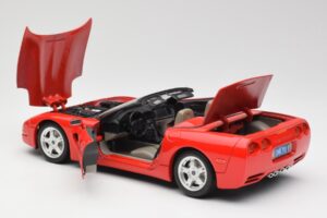 Chevrolet Corvette C5 Kabriolet Červený Bburago 1:18 3076 Kov – obrázok 5 z 8