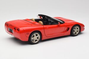 Chevrolet Corvette C5 Kabriolet Červený UT Models 1:18 21006 Kov – obrázok 3 z 8