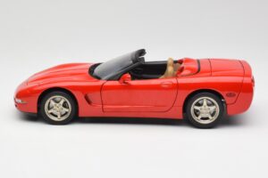 Chevrolet Corvette C5 Kabriolet Červený UT Models 1:18 21006 Kov – obrázok 4 z 8