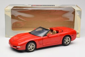 Chevrolet Corvette C5 Kabriolet Červený UT Models 1:18 21006 Kov – obrázok 8 z 8